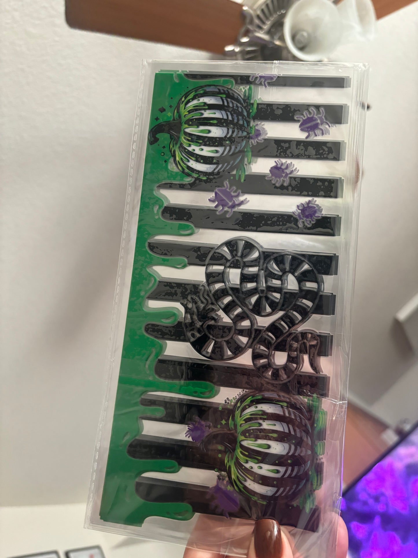 Beetlejuice Cup Wrap